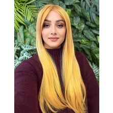 Aura Peruk Altın Sarı Renk Tonunda Olan Perçemli Orta Boy Emma Modelimiz