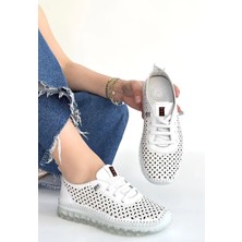 Combin Otja Beyaz Deri Lazerli Bağcıklı Spor Ayakkabı