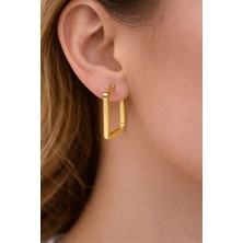 Kare Gold Renk Küpe – Minimal Geometrik Tasarım