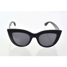 Toyigoo Siyah Çerçeve Cat Eye Kadın Güneş Gözlüğü - Moda Gözlük TYG-84037RS