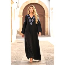 Modanı Seç Siyah V Yaka Kolları ve Yakası Fatima Eli Nakışlı Uzun Elbise