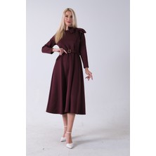 Feminist Bordo Omuz Fiyonk Detaylı Kemerli Bisiklet Yaka Scuba Tesettür Elbise 4593456.04