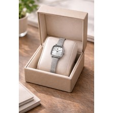 Boris Accessory Kadın Kol Saati Lacivert&beyaz Kadran Gümüş Renk Metal Kordon – Taş Detaylı Şık Bileklik