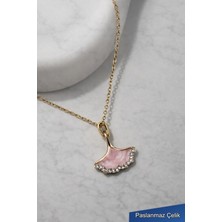 Trend Collection Pembe Yaprak Taşlı Çelik Kolye – Zarif Gold Kadın Kolye
