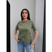 Esra Helvacı Bisiklet Yaka T-Shirt