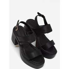 Tonny Black Kadın Siyah Rahat Kalıp Poli Taban Topuklu Sandalet