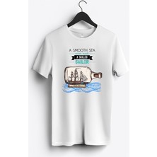 MGAX Denizci Şişedeki Yelkenli Baskılı Regular Sıfır Yaka %100 Pamuk Unisex Penye T-Shirt