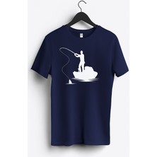 MGAX Balıkçı Kayıkla Balık Tutma Baskılı Regular Sıfır Yaka %100 Pamuk Unisex Penye T-Shirt