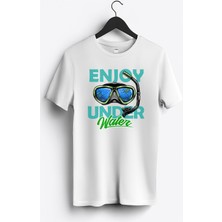 MGAX Dalgıç Enjoy Under Water Baskılı Regular Sıfır Yaka %100 Pamuk Unisex Penye T-Shirt