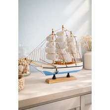 Hediye Filesi Büyük Boy El Yapımı Ahşap Yelkenli Gemi Maketi 24 x 24 cm – Dekoratif Masa Üstü Premium Hediye 529A