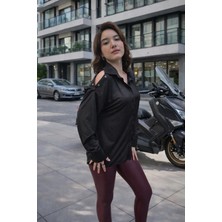 Mare Butik Deri Görünümlü Likralı Çıtçıt Detaylı Siyah Gömlek – Ayarlanabilir Omuz