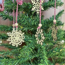 By Nevser® Pilli Peri Ledli 6 Parça Kırmızı Beyaz Ipli Kar Tanesi Model Ahşap Yılbaşı Ağaç Süsü