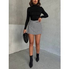 Kapaklı Kaşe Şort Etek Siyah Beyaz Kazayağı H261218