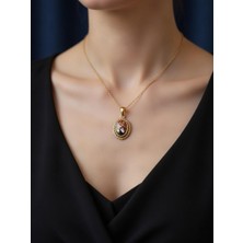 Anka Select Iznik Çini Desenli El Yapımı Oval Kolye Ucu – Geleneksel Motifli Kabartmalı Otantik Takı