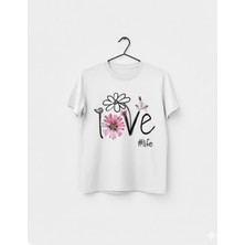Texrium Life Yazılı Çiçek Desenli Nakış Görünümlü Love Baskılı Pamuk T-Shirt