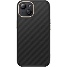 Gezgin iPhone 13 Kılıf M-Safe Şarj Özellikli Karbon Fiber Görünümlü Gzgn Antina Kapak - Siyah
