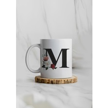 Harf Baskılı Kupa Bardak – Kişiye Özel Harfli Seramik Kahve Kupası – Çiçek Desenli Hediye Kupa