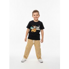 Pini Co Erkek Çocuk Animals Ön ve Sırt Baskılı Siyah T-Shirt ve Sarı Çizgili Pantolon Takım