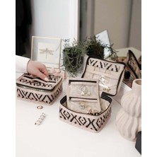 Özgürce Çok Bölmeli Eşyalar Için Pratik ve Şık Takı Düzenleyici