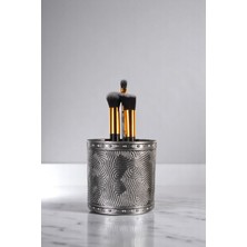 Özgürce Gümüş Eskitme Makyaj Organizeri ve Fırçalık, Şık ve Pratik Düzenleyici