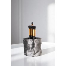 Özgürce Şık Gümüş Eskitme Makyaj Fırça Organizeri ve Düzenleyici