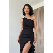 Nova Epoxy Art Siyah Yırtmaçlı Volanlı Elbise