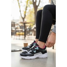 Enoch Kadın Çoklu Materyal Karışımlı Yürüyüş Ayakkabısı