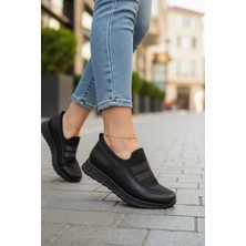 Enoch Kadın Taş Işlemeli Çift Bantlı ve Esnek Yakalı Spor Ayakkabı