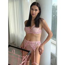 Noches Pembe Kalp Desenli Kapsız Balenli 3’lü Iç Çamaşır Jartiyer Takım