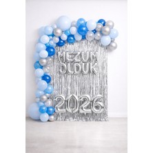 Premium Mavi Gümüş Mezuniyet Parti Seti 2026 – Mezun Olduk Arka Fonlu Balon Zincirli Konsept
