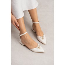 Yula Fashion Shoes Yonca Figürlü Bilekten Bağlamalı Kadın Babet