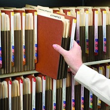 Nacario Uç Sekmesi Cebi, Güçlendirilmiş Düz Kesim Tab, 3-1/2 Inç Genişletme, Ekstra Geniş Harf Boyutu, Koyu Kahverengi Köşebentli Redrop, Kutu Başına 10 (73681)