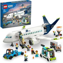 Nacario City Yolcu Uçağı 60367 - Yaş ve Üzeri Çocuklar ve Uçak Meraklıları Için Yaratıcı Oyuncak Yapım Seti (930 Parça)