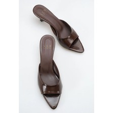 Sermoda Topuklu Kadın Terlik - 5 cm Ince Topuklu Sivri Burun Kadın Terlik Kahve Yanki