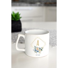 Ivart Kişiye - Isme Özel Isim Baş Harf  Kare Altın Çiçek Baskılı Porselen T Kulplu Kupa Bardak-Nescafe