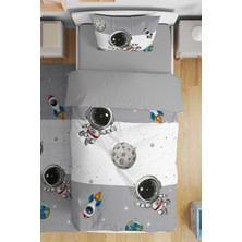 Özgürce Gri ve Uzay Temalı Minik Astonot Desenli Tek Kişilik Bebek Nevresim Takımı