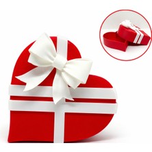 Yapı3D ❤️ Kalp Şeklinde Hediye Kutusu – Kırmızı Beyaz Kurdeleli Kapaklı Tasarım
