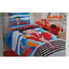 Özgürce Renkli ve Şık Tek Kişilik Nevresim Takımı, Yatak Odası Dekoruna Uyum