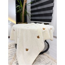 Özgürce Yumuşak Nakışlı Bebek Battaniyesi 90X100 Cm, Rahat ve Şık Tasarım