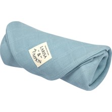 Özgürce Mavi Kareli Müslin Örtü 120×120 Cm, Şık ve Yumuşak Tasarım