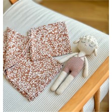 Özgürce Sonbahar Müslin Bebek Örtüsü ve Ağız Silme Mendili 2'li Set