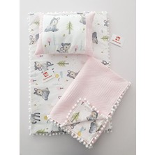 Özgürce Yenidoğan Bebek Alt Açma Seti, Battaniyeli, Müslin ve Yumuşak Yastık ile Rahatlık Sağlar