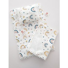 Özgürce Yumuşak ve Şık Bebek Alt Açma Seti, Minder ve Yastık ile Konfor Sağlar