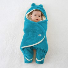 Özgürce Yumuşak ve Şık Dış Kundak, 0-6 Ay Uyumlu, Rahat ve Güvenli Kullanım