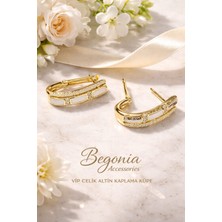 Begonia Accessories Vip Çelik Altın Kaplama Zirkon Taşlı Halka Küpe Minimal Figürlü Çivi Küpe Paslanmaz Kararmaz Alerji Yapmaz Şık Zarif Günlük ve Özel Gün Kadın Küpe