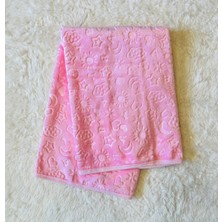 Özgürce Pembe Kabartmalı Peluş Bebek ve Çocuk Battaniyesi, Yumuşacık ve Şık