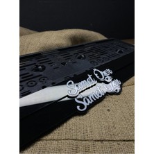 Wooddoom 3D Takmatik Plakalık Kişiye Özel Pleksi