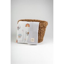 Özgürce 90X90 Gri Waffle Pike ve Müslin Gökkuşağı Desenli Çok Amaçlı Bebek Örtüsü