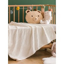 Özgürce Yumuşak ve Şık Tomurcuk Desenli Bebek Battaniyesi 90X110 cm