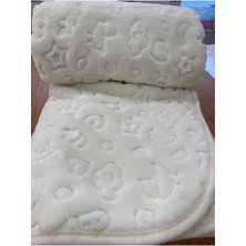 Özgürce Yumuşak Peluş Bebek Battaniyesi Embos Beyaz 100X120 cm